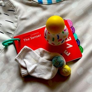 Lovevery Wobbler, Socks & The Senser Guide